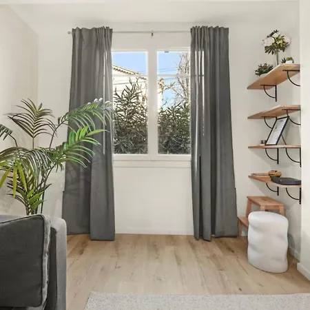 Flat Next To Place Des Lices With Parking - Maison Lerins Apartman *