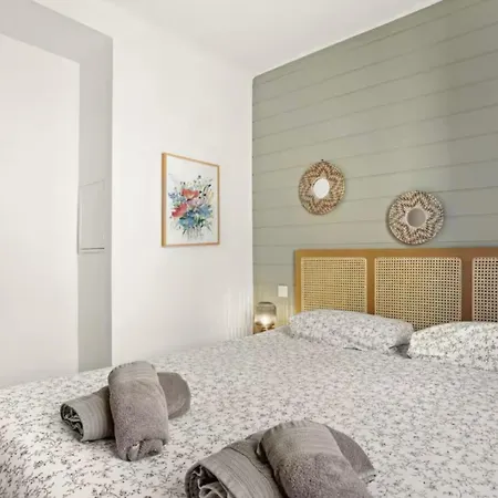 Flat Next To Place Des Lices With Parking - Maison Lerins Apartman